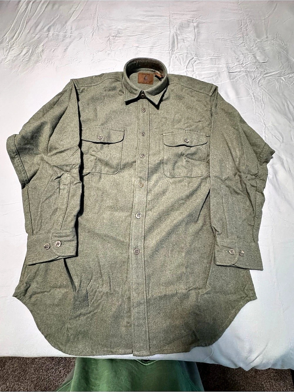 NWT St John’s Bay Authentic Green Cotton Button Up Shirt Medium Workwear